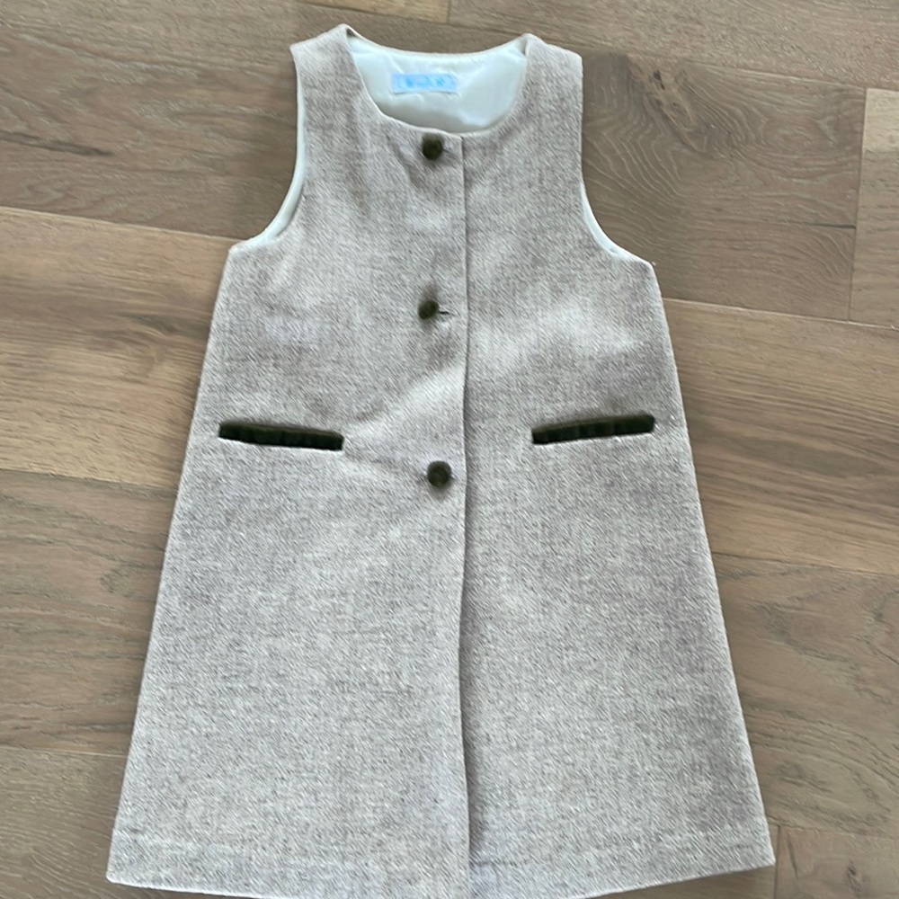 Sleeveless wool dress